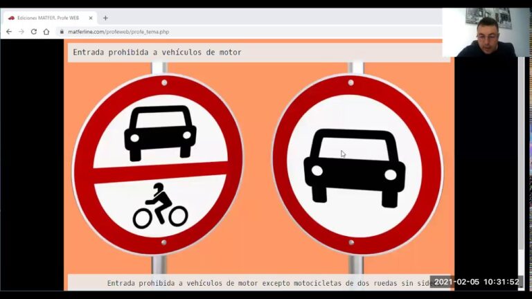 a que motocicletas prohibe la entrada esta señal