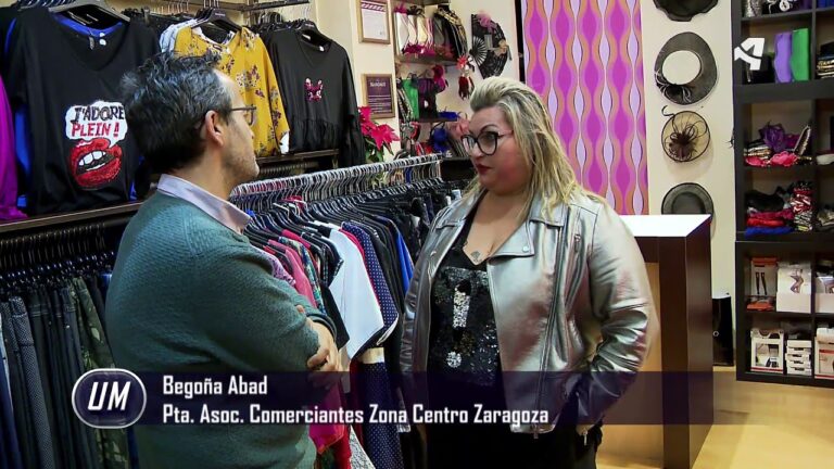 abren hoy los centros comerciales en zaragoza