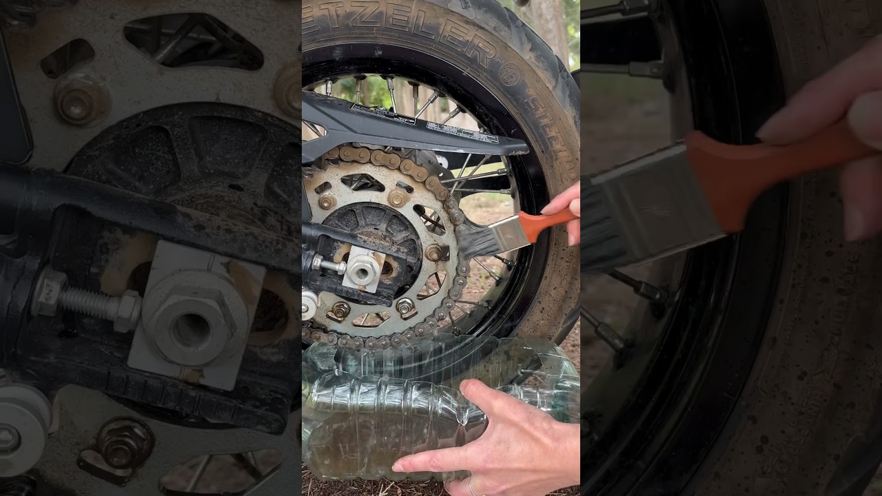 como quitar grasa de cadena de moto