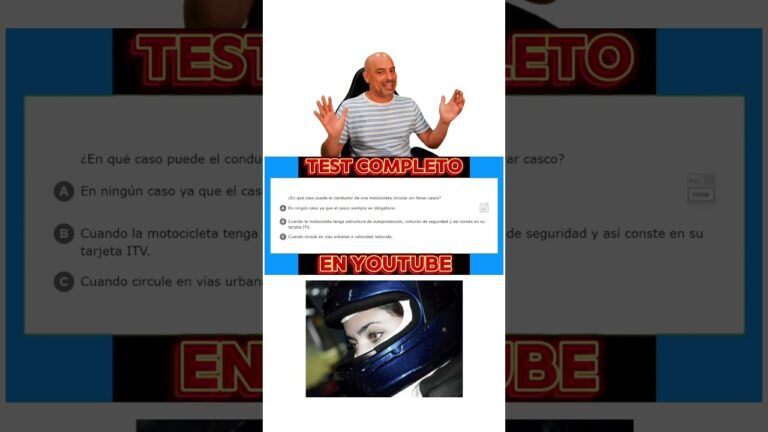conduciendo una motocicleta está permitido llevar el casco desabrochado