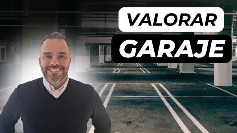 cuanto mide una plaza de parking