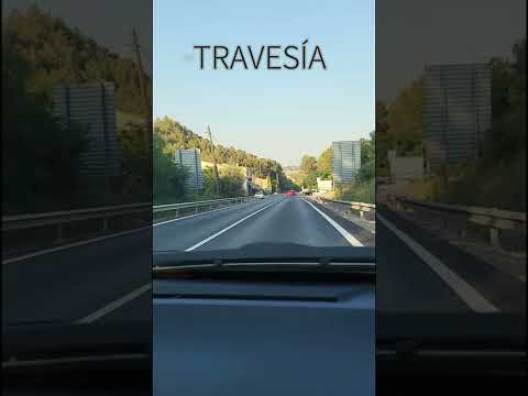 la travesia es una via interurbana
