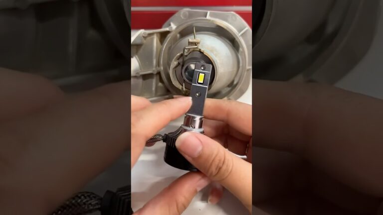 las lámparas del automóvil deben sustituirse