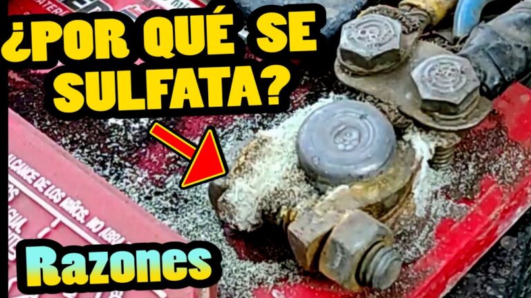los bornes de la batería deben mantenerse limpios
