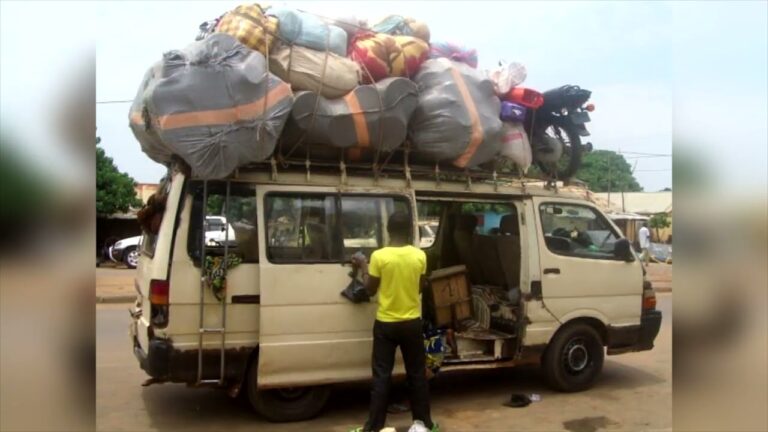 normativa para llevar carga en la baca del coche