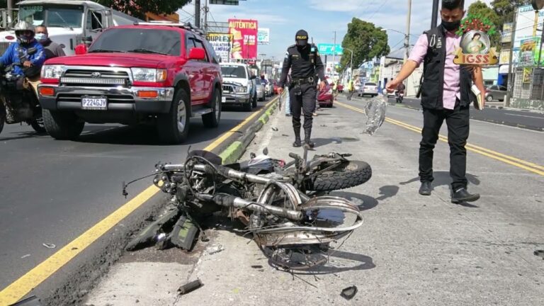 para evitar los accidentes con motocicletas o ciclomotores es importante...