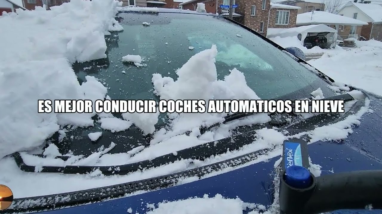 se puede conducir un coche automático con un brazo escayolado