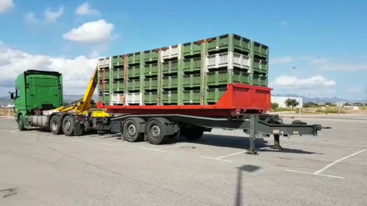 tren de carretera y vehiculo articulado